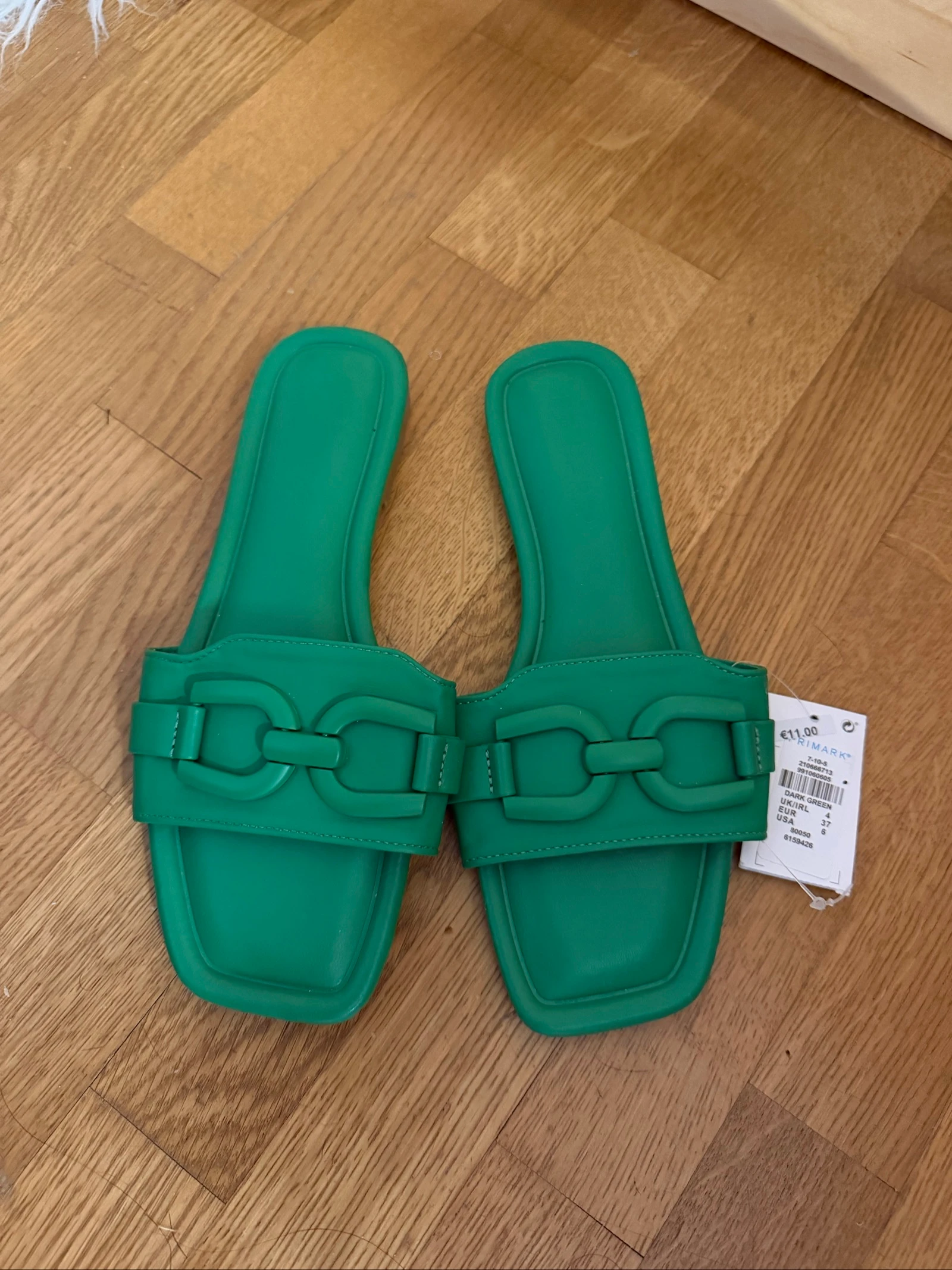 Sandales vertes tendance d’été 